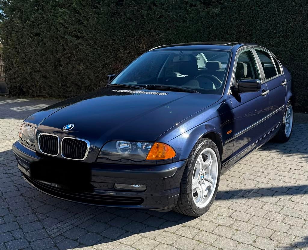 BMW 316 i e46 Essence. Parfait état ! Jeune homme !, Autos, BMW, Electronic Stability Program (ESP), Achat, Boîte manuelle, Noir