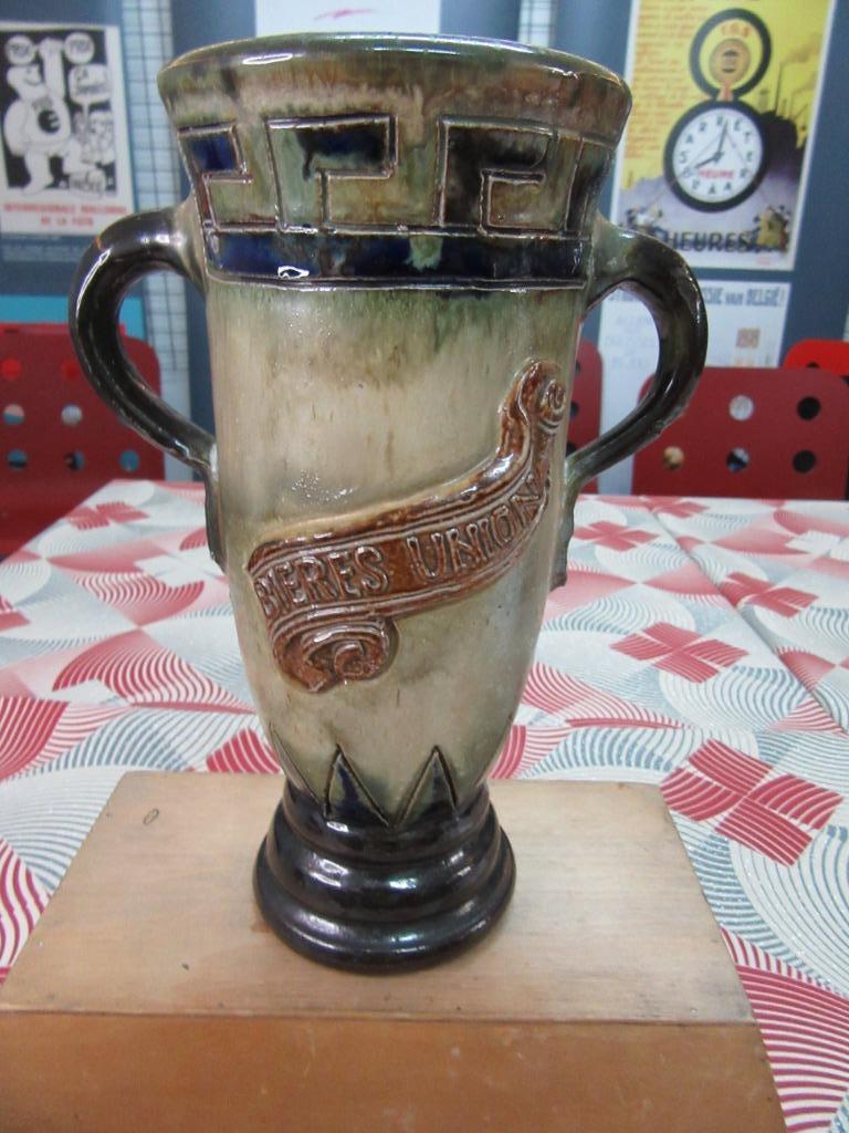 Bouffioulx steengoedvaas gesigneerd Guérin Bière Union, Antiek en Kunst, Antiek | Keramiek en Aardewerk, Ophalen of Verzenden