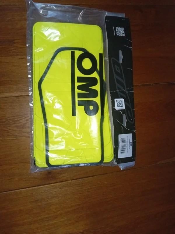 Nieuwe OMP ribbeschermingspads maat L 6 mm, Enlèvement ou Envoi, Neuf