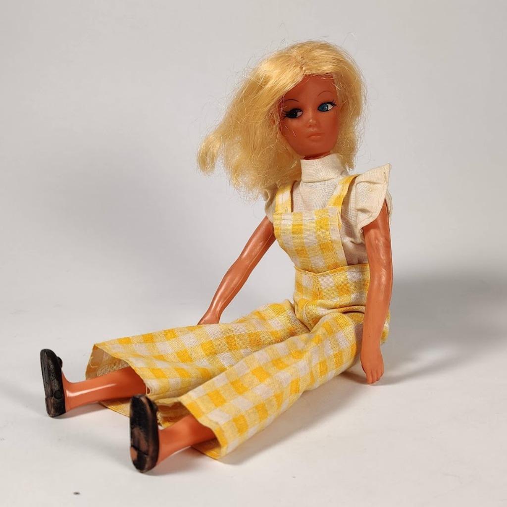 Vintage - Barbie - gemaakt in Hong Kong 25cm, Verzamelen, Poppen, Ophalen of Verzenden