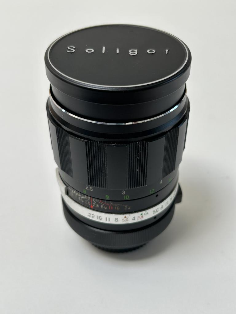 Objectif Soligor 135 mm M42, TV, Hi-fi & Vidéo, Enlèvement ou Envoi, Comme neuf, Téléobjectif