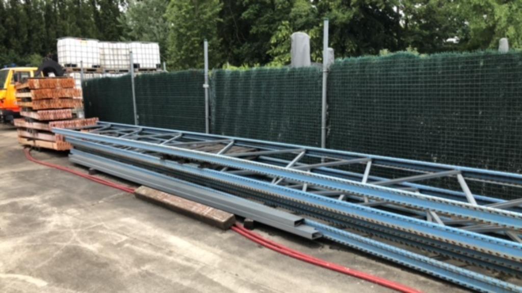 Étagère à palettes avec poutres, Articles professionnels, Enlèvement