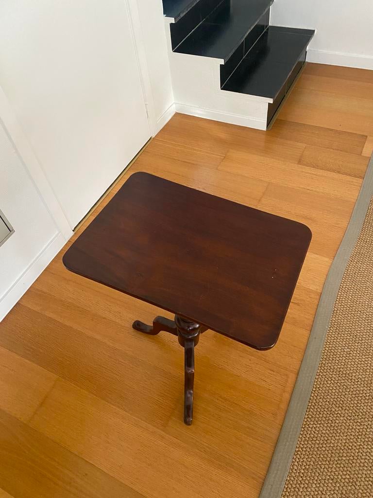 Antiek bijzettafeltje voor wijn of likrueren, Minder dan 55 cm, Gebruikt, Ophalen of Verzenden, 60 cm of meer