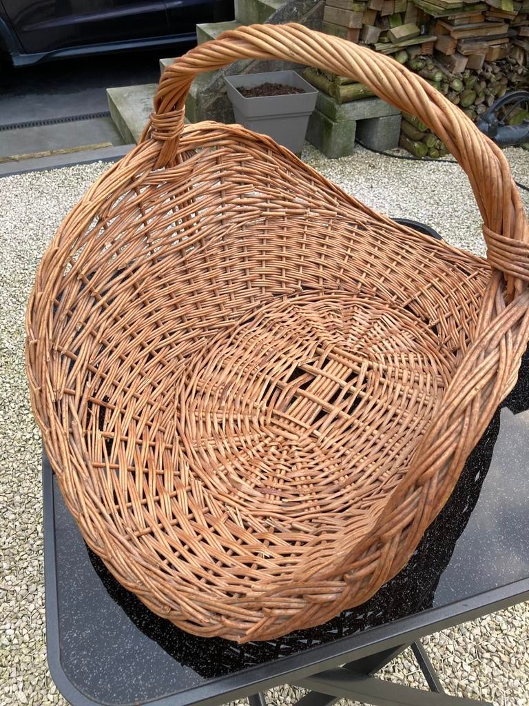 Panier en rotin pour bûches, Enlèvement, Utilisé