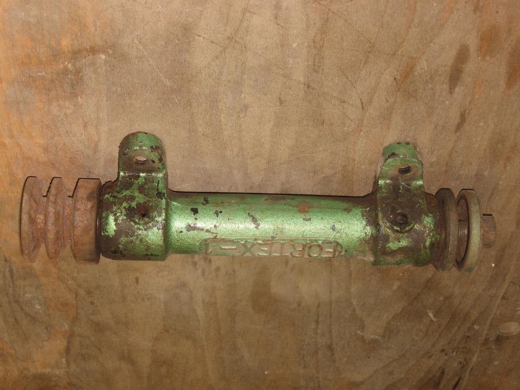 gelagerde as voor zaagmachine, Doe-het-zelf en Bouw, Ophalen, Gebruikt