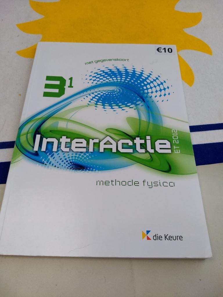 InterActie methode fysica, met gegevenskaart., Ophalen of Verzenden, Zo goed als nieuw