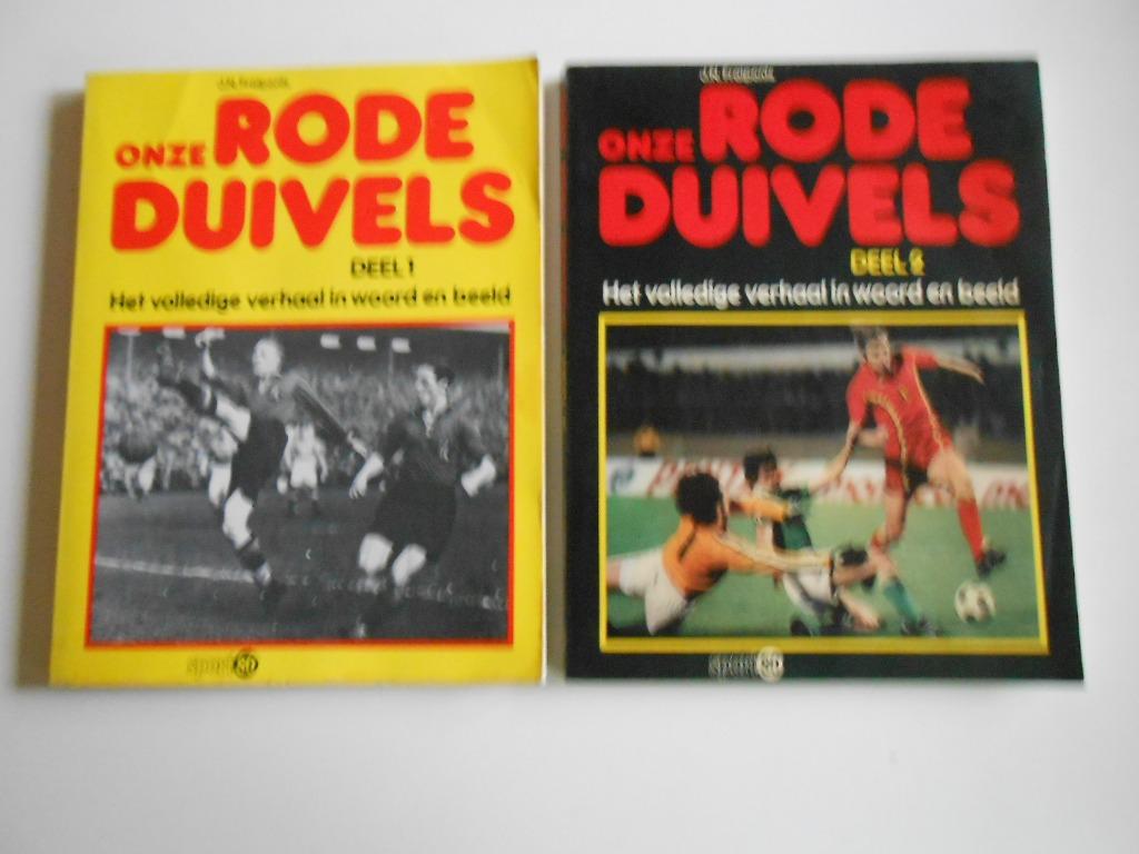 2 Sportboeken Onze Rode Duivels boek deel 1 en 2 . 1981/1982, Boeken, Ophalen of Verzenden
