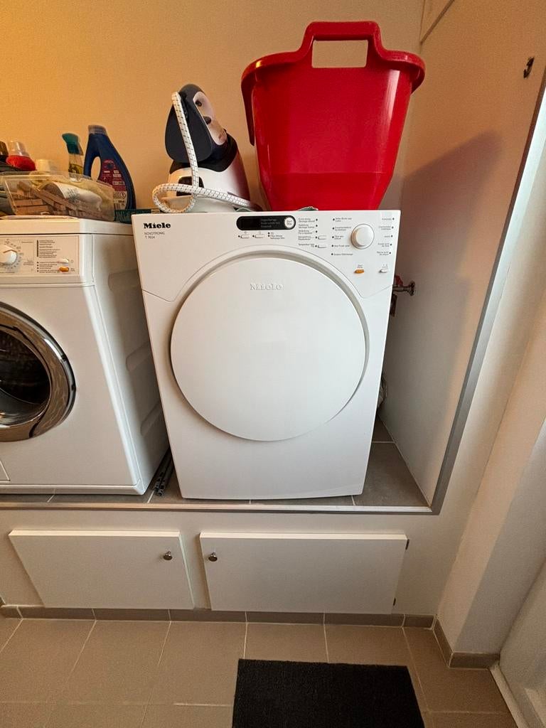 Miele Novitronic T 7634 wasdroger, Elektronische apparatuur, Droogkasten, 6 tot 8 kg, Ophalen, Zo goed als nieuw, Luchtafvoer