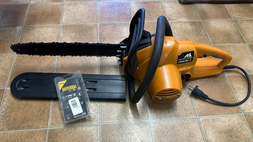 Kettingzaag, Tuin en Terras, Ophalen, Zo goed als nieuw