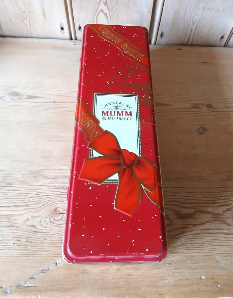 Boîte en métal du champagne Mumm cordon rouge - vintage, Collections, Boîte en métal, Enlèvement ou Envoi, Utilisé