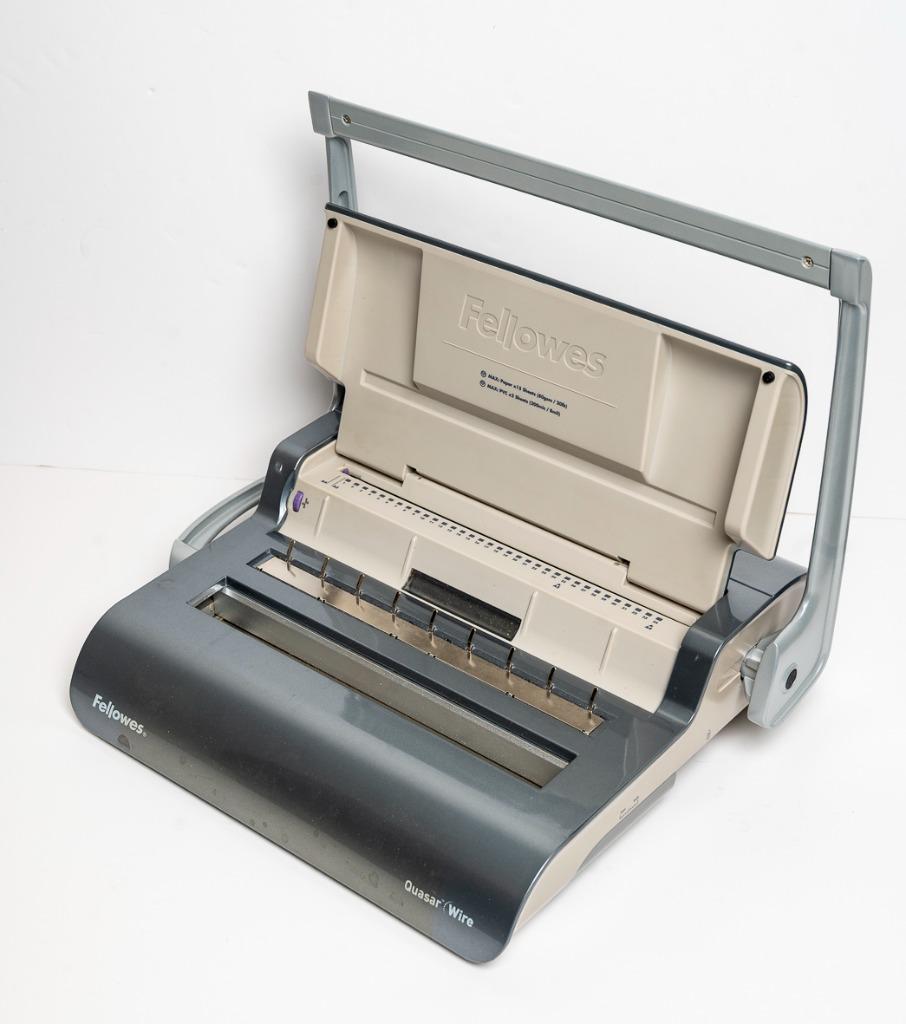 Machine à relier, Divers, Accessoires de bureau, Utilisé, Enlèvement