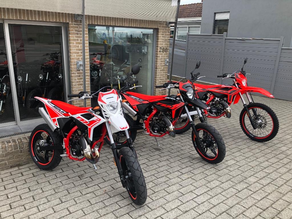 Beta RR50 SuperMotard Sport, Vélos & Vélomoteurs, Cyclomoteurs | Marques Autre, Neuf, Enlèvement, Beta RR50, 50 cm³