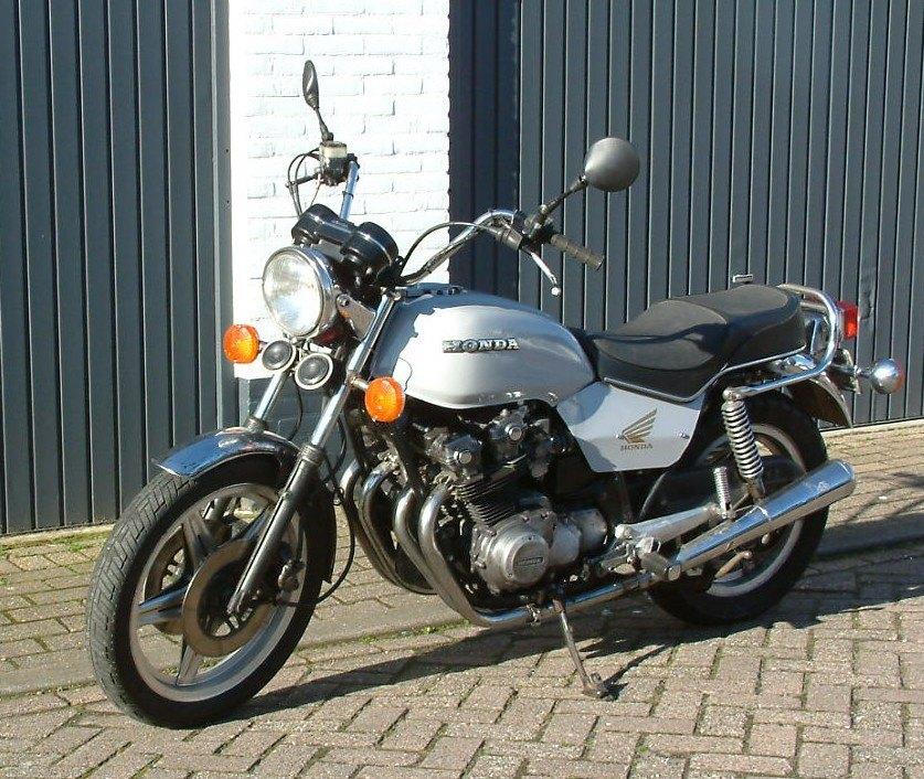 Honda cb 750  1980  - 50000 KM  nog veel onderdelen Bol dor, 750 cc, 4 cilinders, Motorrijbewijs A, Particulier