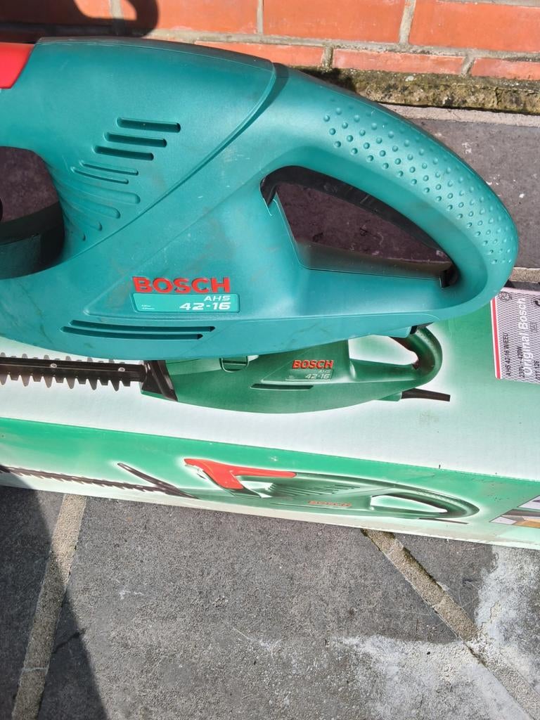 taille haies Bosch, Enlèvement, Électrique