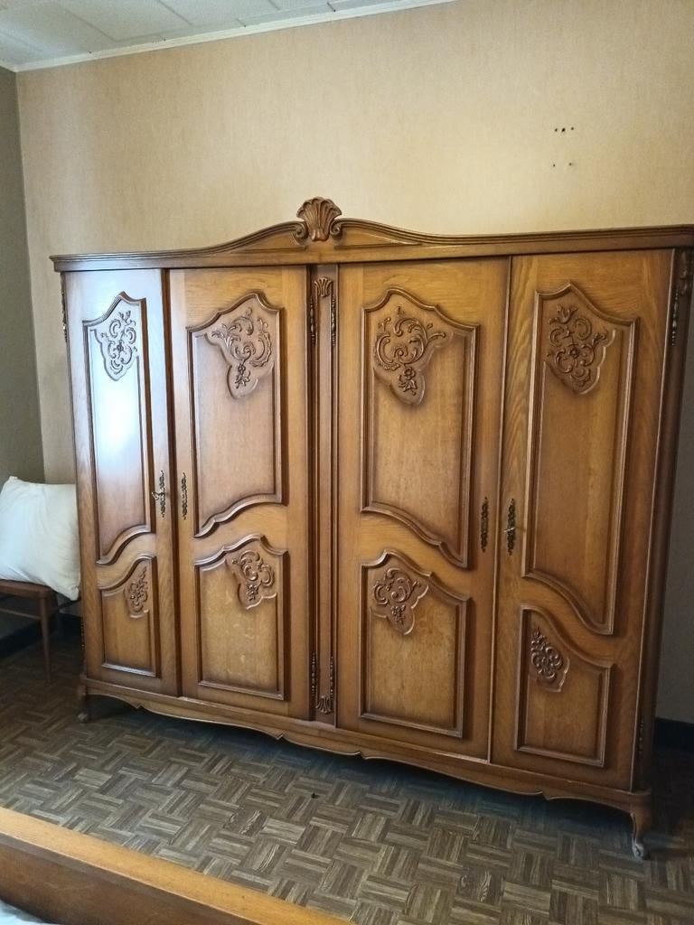 Complete Klassieke Slaapkamer Set – Massief Eiken – Louis XV, Huis en Inrichting, Slaapkamer | Complete slaapkamers, Ophalen