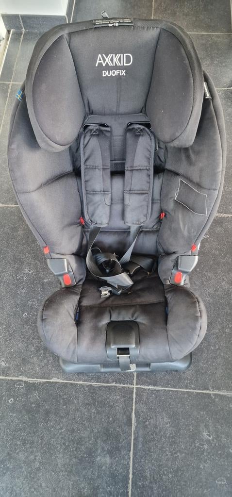 Autostoel AXKID Duofix – zeer goede staat, Kinderen en Baby's, Autostoeltjes, Ophalen, Autogordel