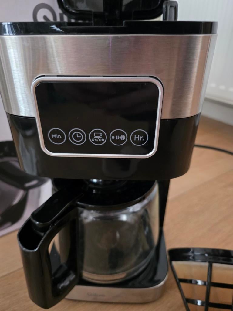 Cafetière filtre 900W 1,5L (12 tasses), Cafetière