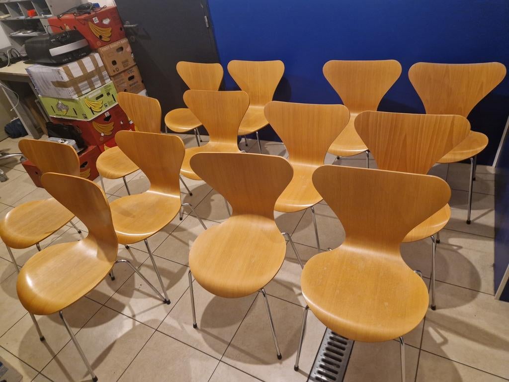 Arne Jacobsen Fritz Hansen, Ophalen