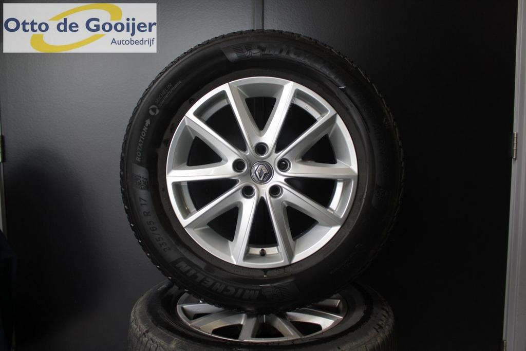 Renault Espace Velgen 17 Inch Winterbanden 5MM 235/65R17, Auto-onderdelen, Banden en Velgen, Ophalen, Gebruikt, -, -
