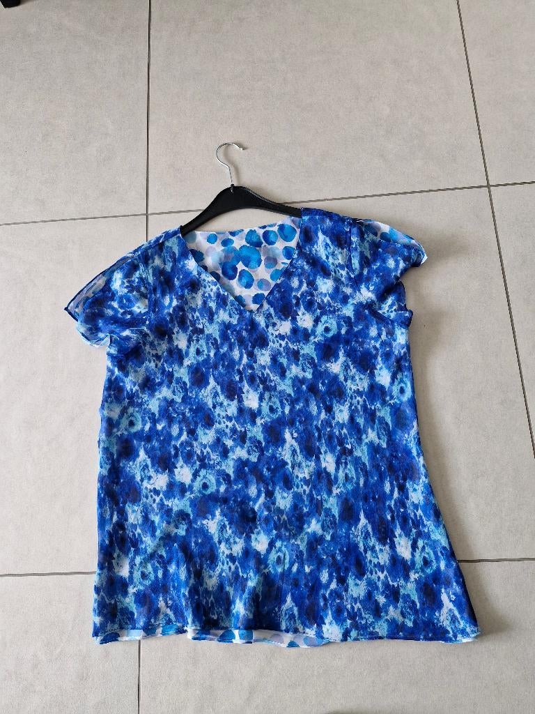 blauwe gebloemde blouse met korte mouwen maat 44, Ophalen of Verzenden, Maat 42/44 (L), Blauw