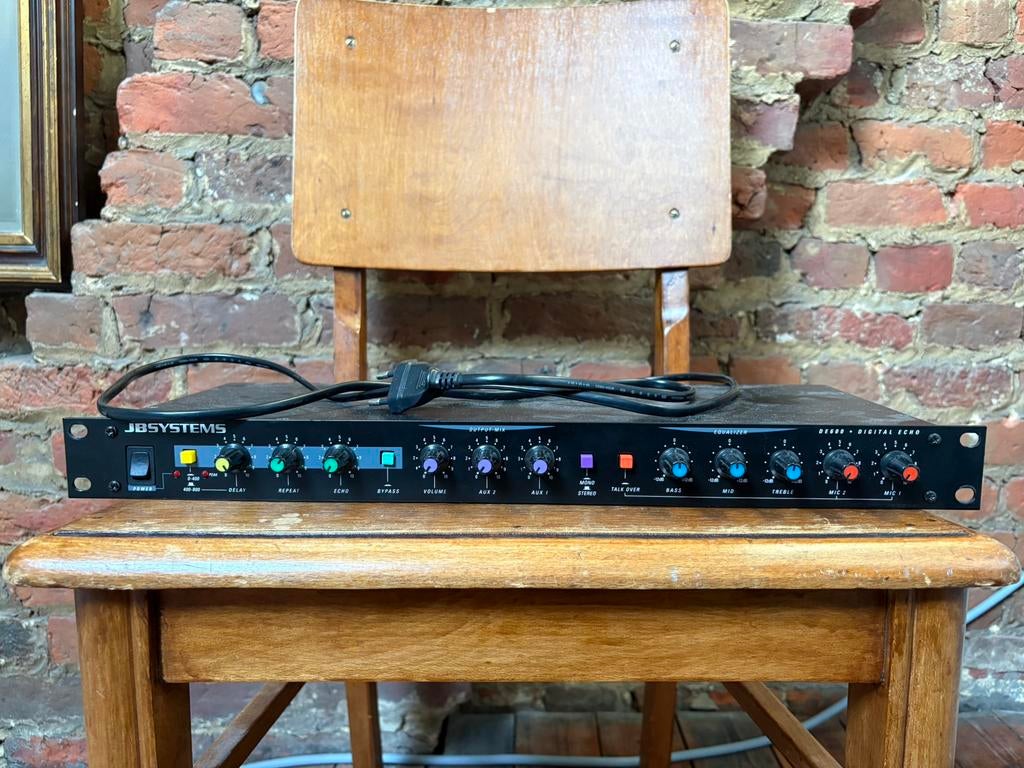 Retard numérique JB Systems DE600, Musique & Instruments, Enlèvement, Comme neuf, Moins de 5 canaux, Entrée micro