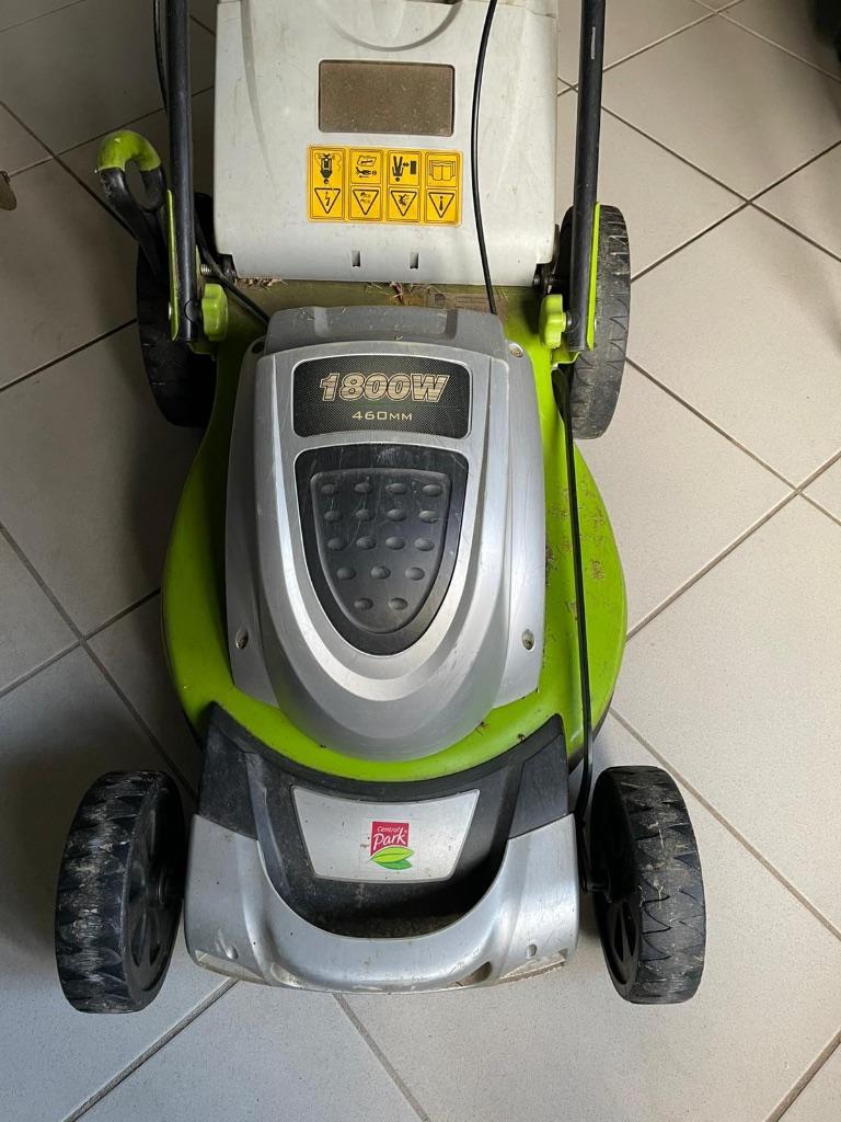 Elektrische grasmachine, Jardin & Terrasse, Tondeuses à gazon, Central Park, Tondeuse rotative, 40 à 49 cm, Enlèvement