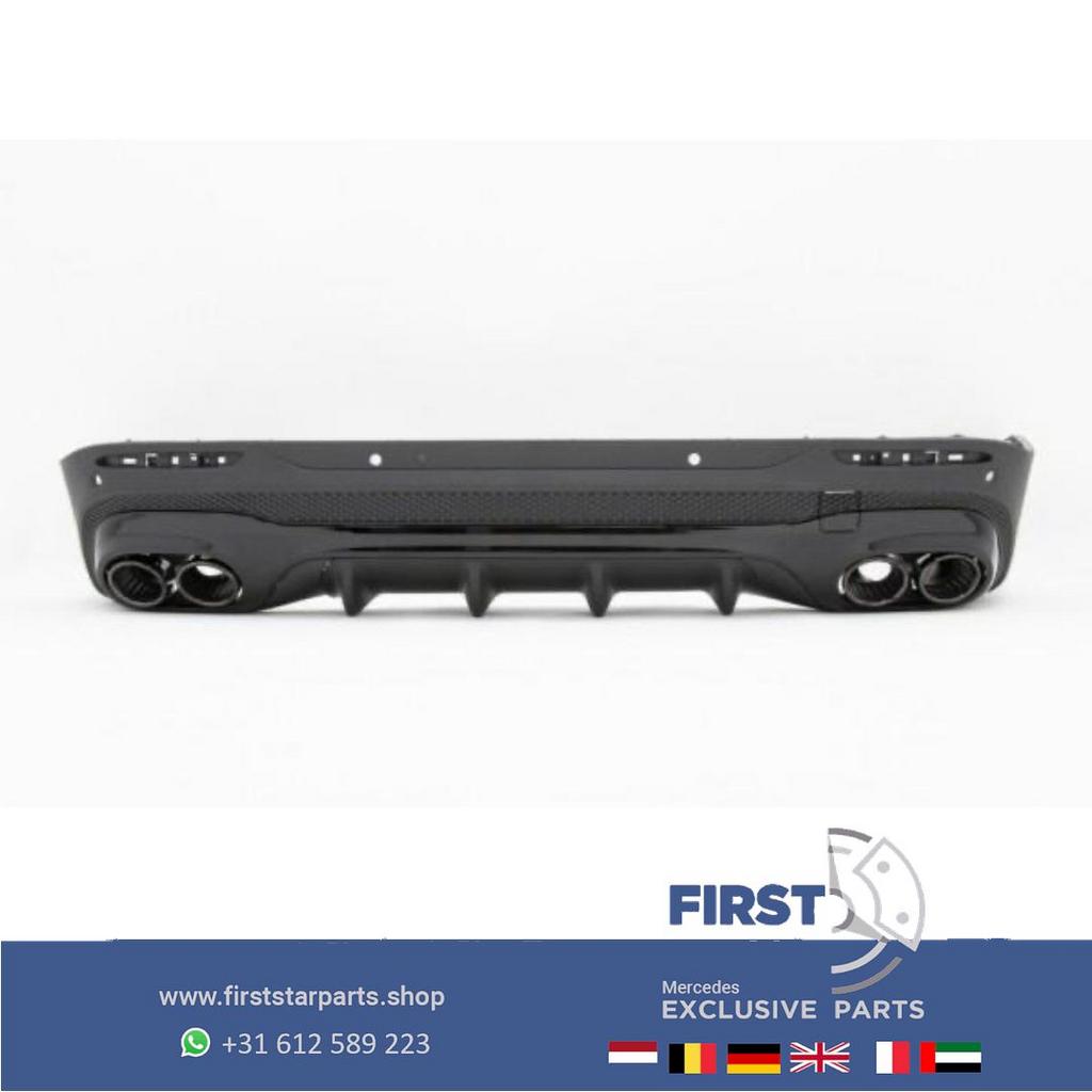 X247 GLB35 AMG DIFFUSER + UITLAAT SIERSTUKKEN AERO PAKKET Me