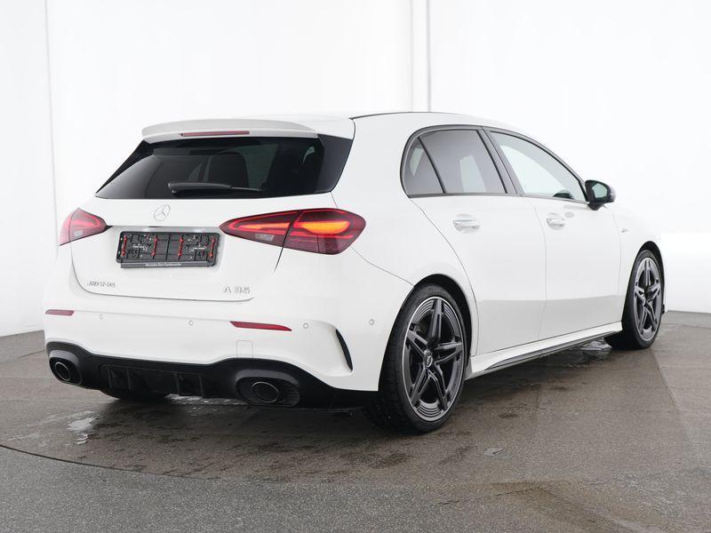 Mercedes-Benz A-Klasse Mercedes-AMG A 35 4MATIC Hatchback AM, Stof, 4 cilinders, Wit, Traction-control