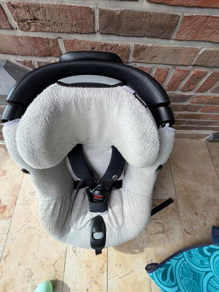 Maxi Cosi AxissFix, Kinderen en Baby's, Autostoeltjes, Ophalen, Zo goed als nieuw, Isofix