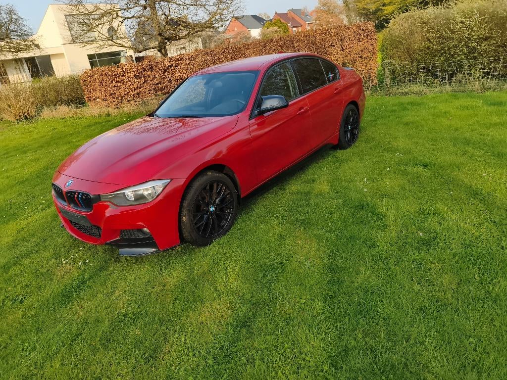 Bmw F30 Sport met M packet..., Auto's, Euro 5, Achterwielaandrijving, Zwart, 4 cilinders