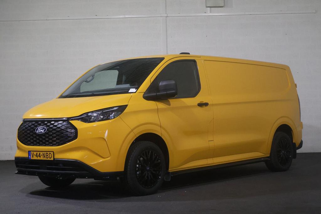 Ford E-Transit Custom 340 L2 H1 Trend 65 kWh Black Line, Auto's, Bestelwagens en Lichte vracht, Automaat, Parkeersensor, Overige kleuren