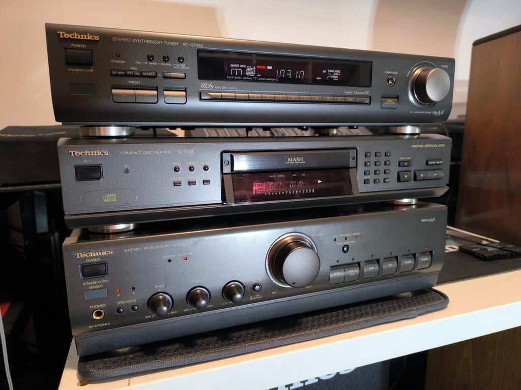TECHNICS HIFI set - SU A700 MKII - SL PG3 - ST GT550, TV, Hi-fi & Vidéo, Autres marques, Comme neuf, Enlèvement, Composants en vrac
