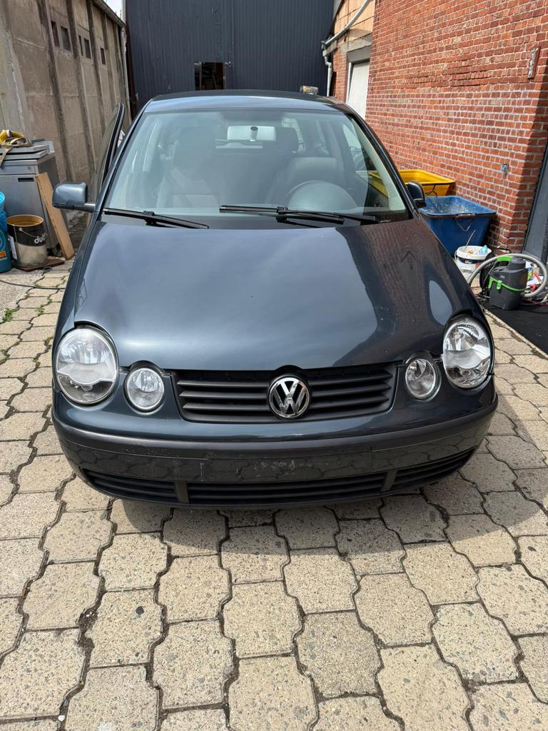 volkswagen polo 1.2 ESSENCE, Autos, Argent ou Gris, Achat, Boîte manuelle, Noir