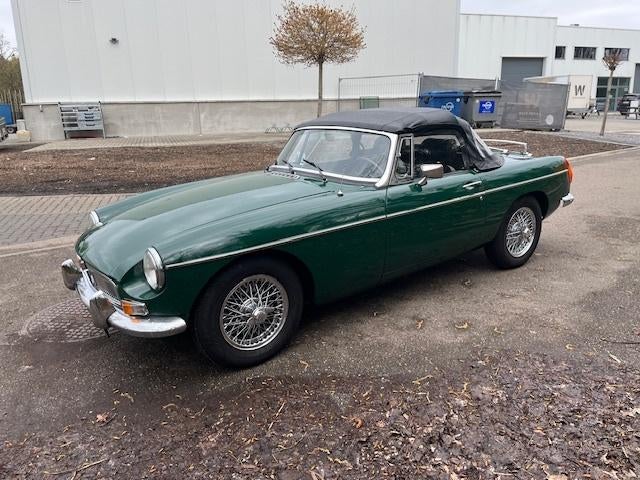MGB en super état avec moteur de révision..., Autos, Achat, Entreprise, Boîte manuelle, Noir