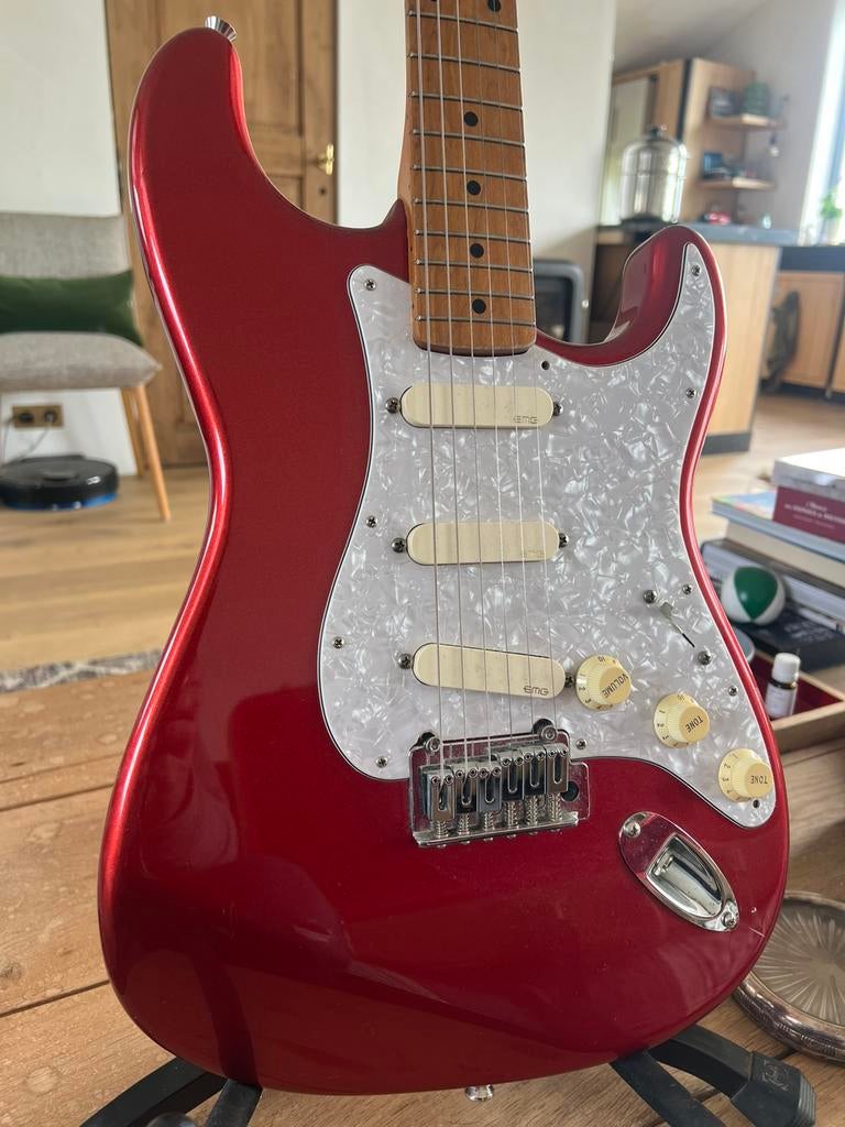 FENDER STRATOCASTER JAPAN 1996 - Micro EMG, Musique & Instruments, Enlèvement ou Envoi, Fender