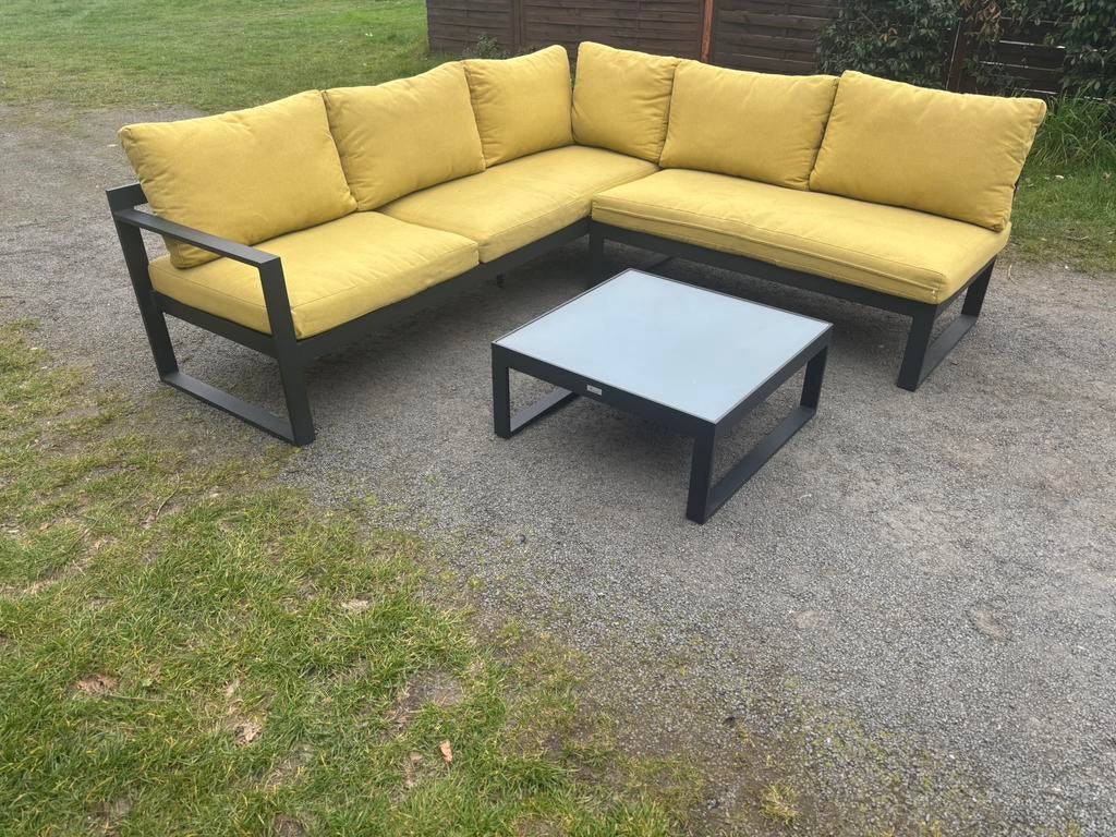 Loungeset aluminium met bijhorende kussens en tafel, Tuin en Terras, Ophalen, Zo goed als nieuw, Aluminium, Loungeset