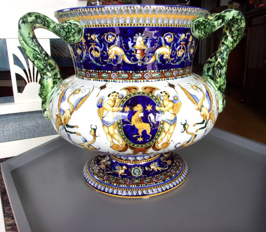 Grand cache-pot ou vase Médicis en faïence de Gien XIXe, Ophalen