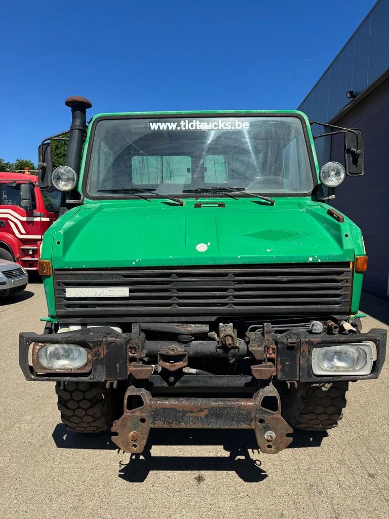 Unimog 424 *BITUMTANK-GOUDRONEUSE* (bj 1979), Auto's, Vrachtwagens, Overige merken, Bedrijf, Vierwielaandrijving, 4x4