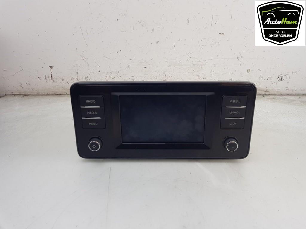RADIO Skoda Fabia IV (PJ3) (01-2021/-), Utilisé, Skoda
