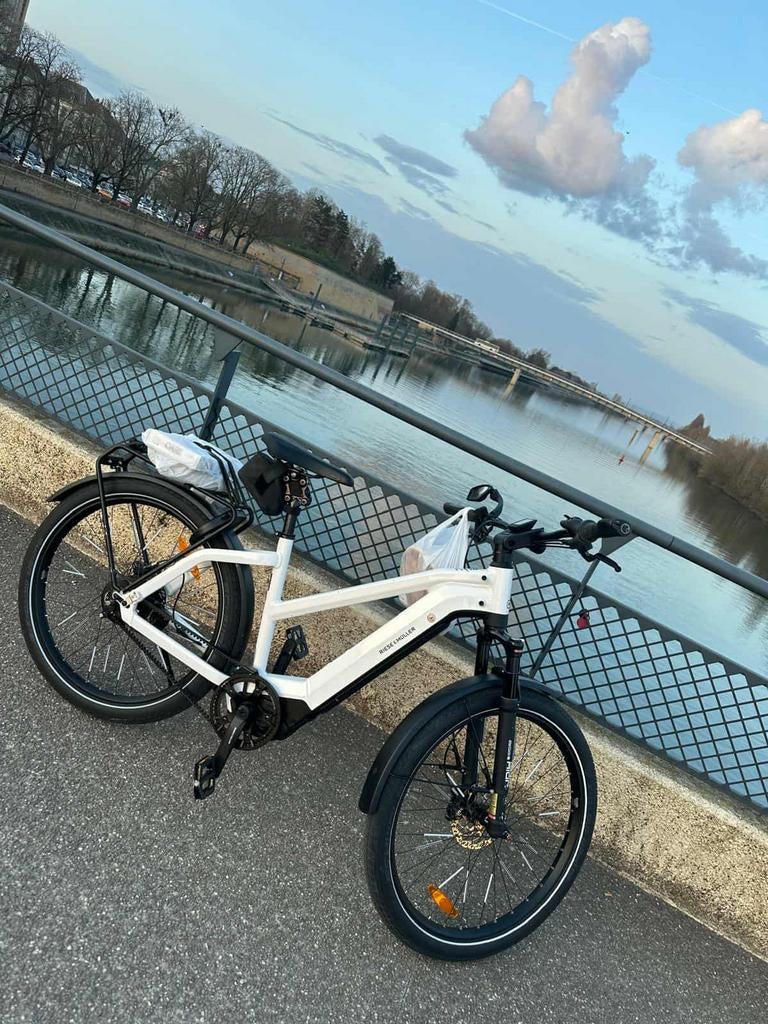 Vélo électrique riese muller charger 3 gt, Vélos & Vélomoteurs, Vélos électriques, Enlèvement ou Envoi