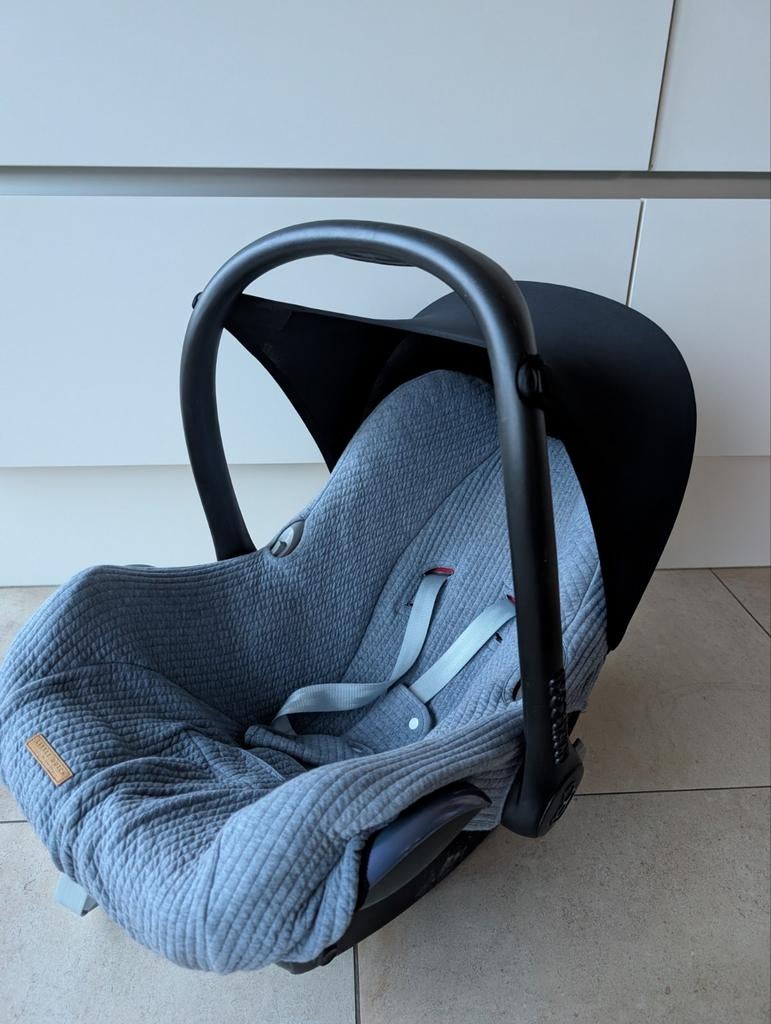 Maxi-COSI avec cadre et housse, Enlèvement, Mode veille, Isofix