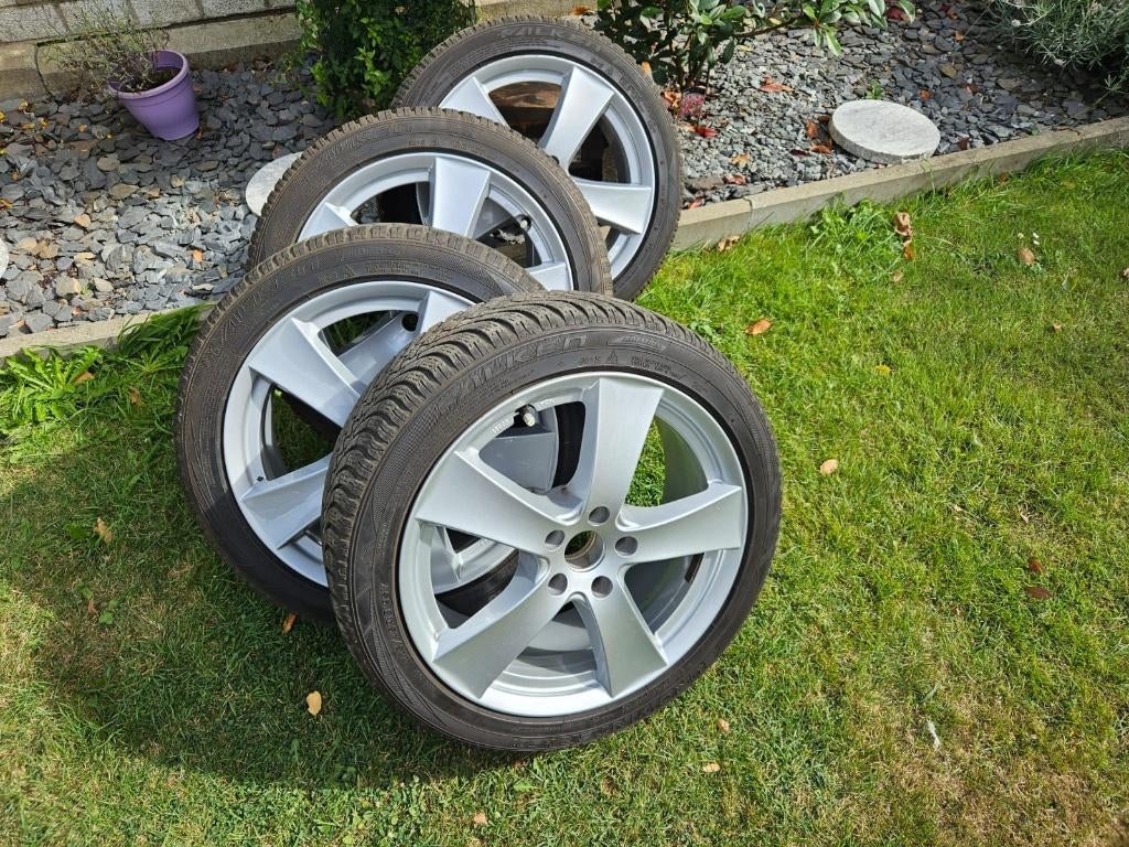 Pneu hiver, Pneus et Jantes, Pneus hiver, Véhicule de tourisme, 18 pouces