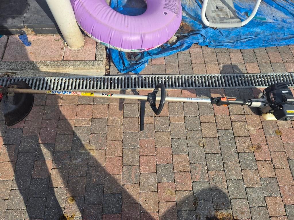 Bosmaaier met kawasaki motor, Tuin en Terras, Ophalen, Zo goed als nieuw