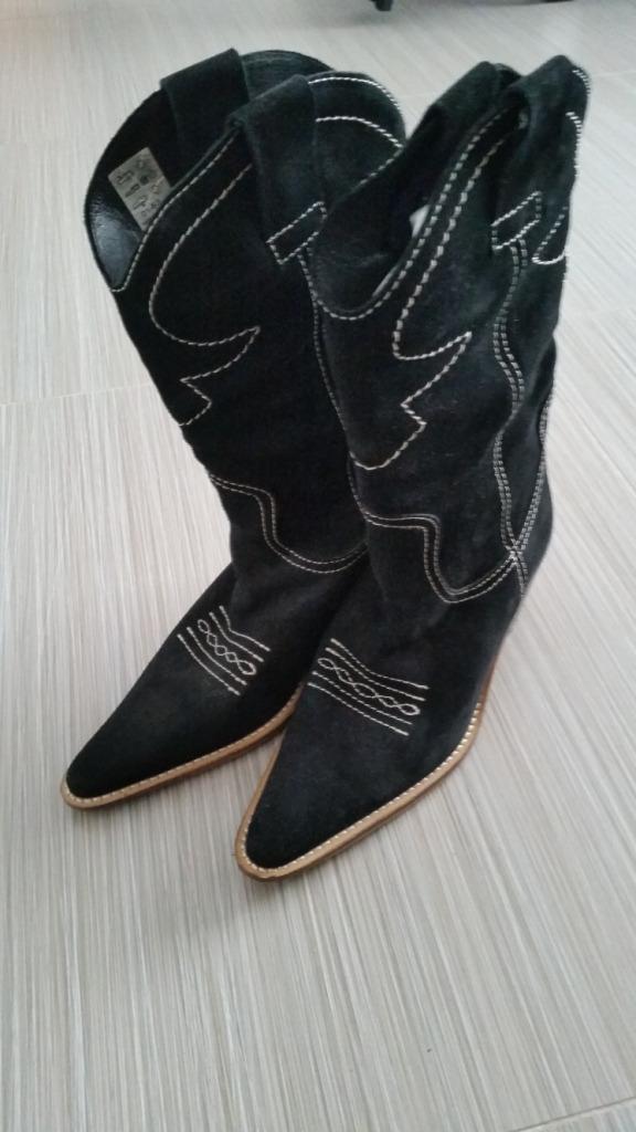 Bottes noir en daim   (neuves), Vêtements | Femmes, Neuf, Enlèvement ou Envoi, Bottes hautes, Noir