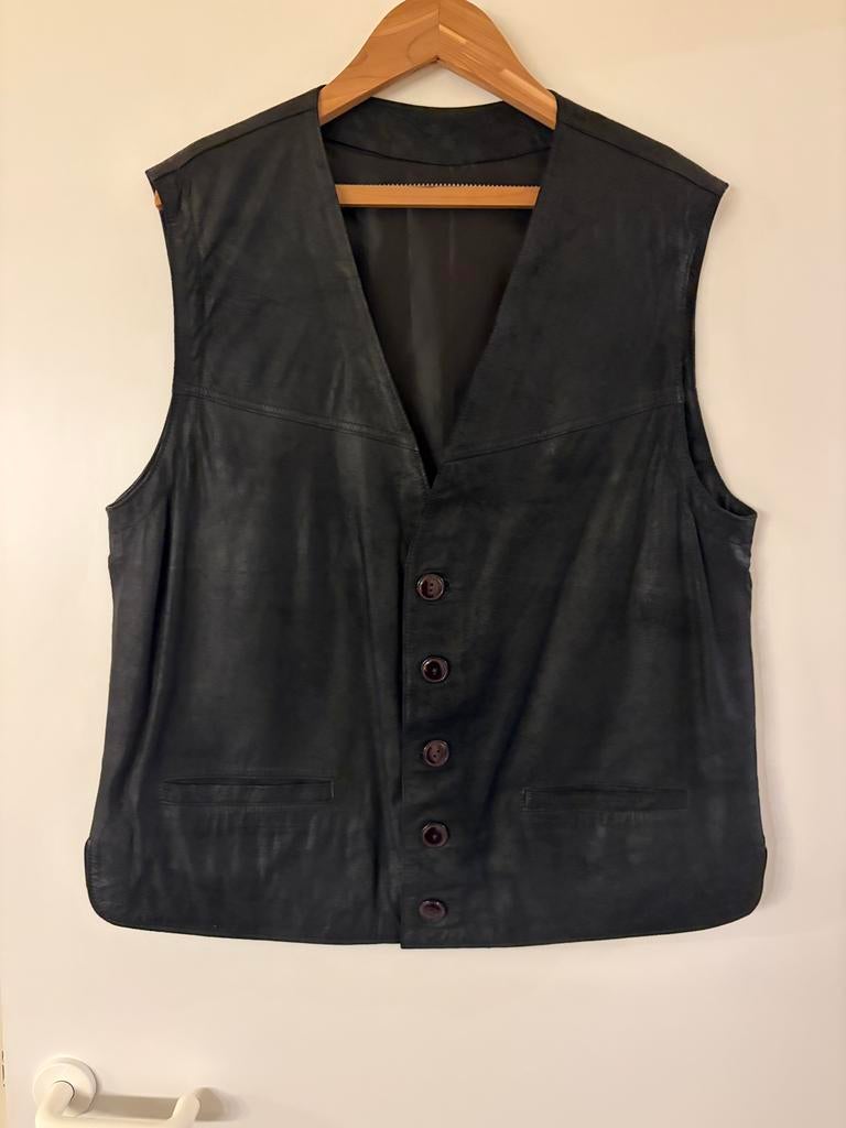 Fijne zacht lederen gillet, Ophalen of Verzenden, Zo goed als nieuw, Maat 48/50 (M), Zwart