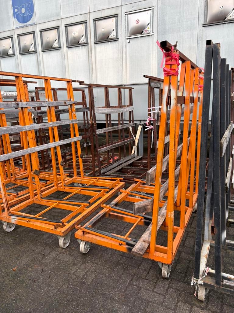 Metalen verrijdbare karren, transportmiddelen, Doe-het-zelf en Bouw, Ophalen, Zo goed als nieuw