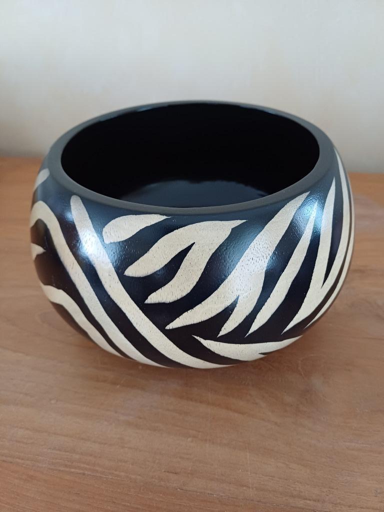 houten kom / schaal zebramotief mangohout Thailand, Schaal, Rond, Ophalen of Verzenden, Zo goed als nieuw