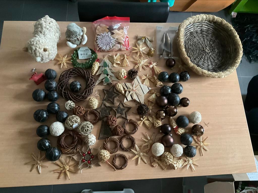 Kerstversiering in natuur kleuren, Ophalen of Verzenden, Zo goed als nieuw