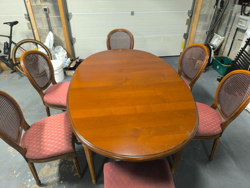 SALLE A MANGER COMPLETE, Enlèvement, Utilisé