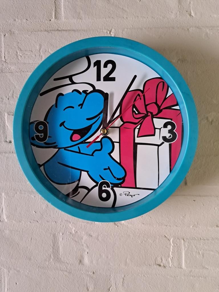 Horloge murale les schtroumpfs 2011 Peyo, Enlèvement ou Envoi, Schtroumpfs, Comme neuf